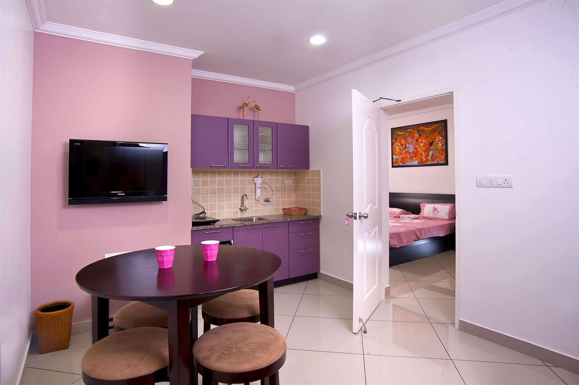 Vasudevam Premium Suites Thiruvananthapuram Exterior foto